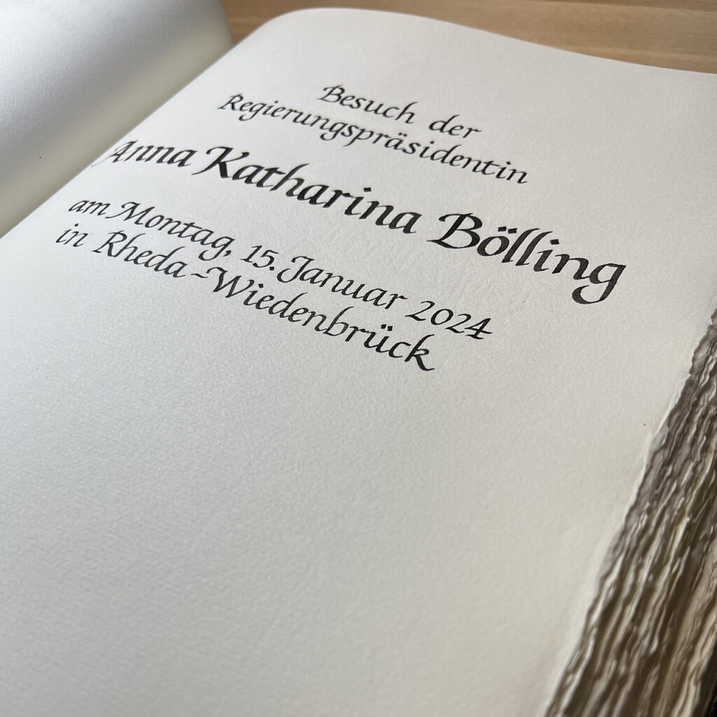 Kalligrafie Goldene Buch, Italic Calligraphy